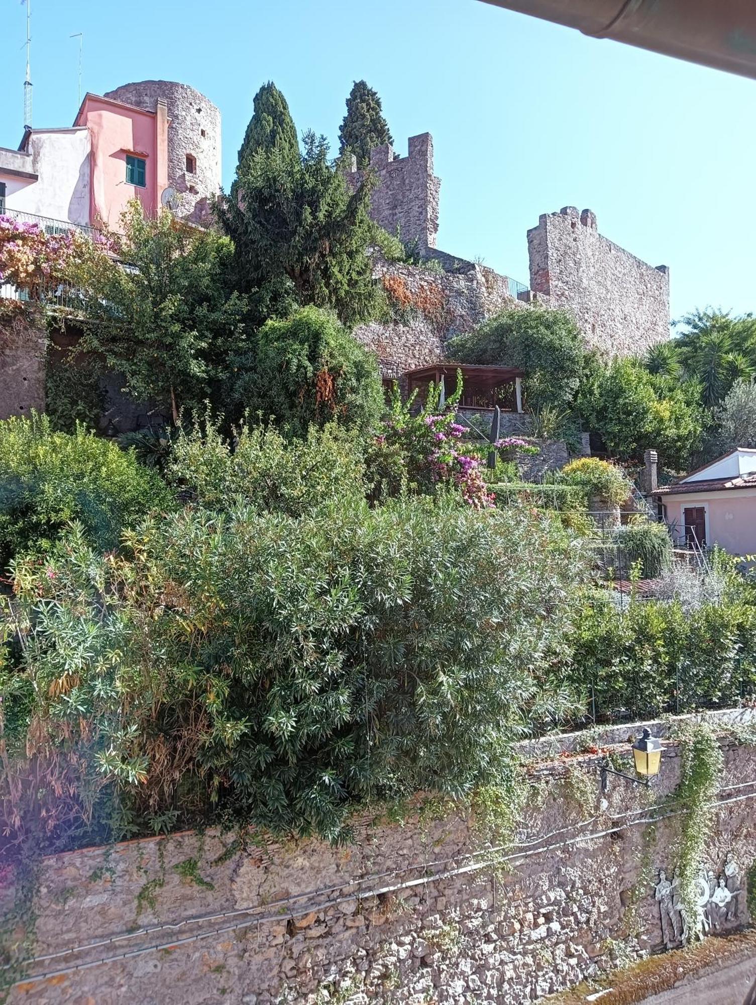 La Terrazza Di Ameglia Alta Leilighet Eksteriør bilde